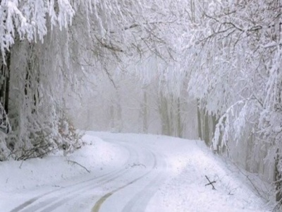U Hrvatskoj snijeg, na pojedinim cestama zabrane i ograničenja